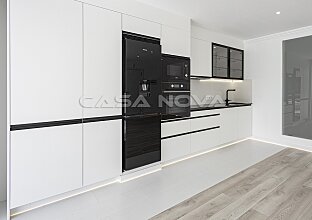 Ref. 1203814 | Piso reformado en 1a línea de mar