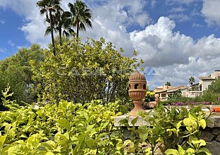 Ref. 1303578 | Modern ground-floor sought-after residence 