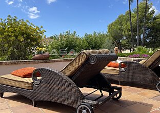 Ref. 1303578 | Modern ground-floor sought-after residence 