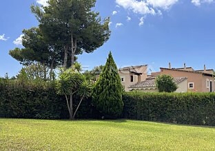 Ref. 1303578 | Modern ground-floor sought-after residence 