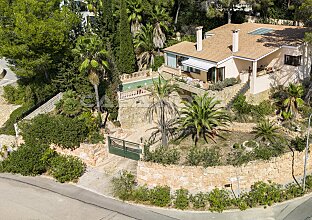 Ref. 2303769 | EXKLUSIV BEI UNS: Investment-Villa in Yachthafennähe