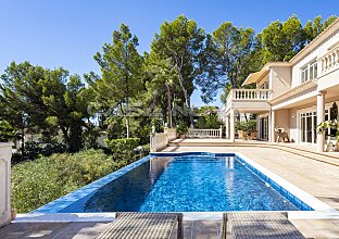 Ref. 2303750 | Mediterrane Villa mit atemberaubendem Meerblick 