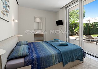 Ref. 2403825 | Luxury villa with pool in an exclusive residential area