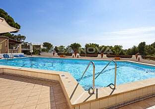 Ref. 1003823 | Encantador estudio con vistas panorámicas y al mar