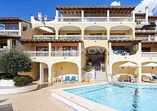Ref. 1003823 | Encantador estudio con vistas panorámicas y al mar