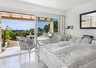 Ref. 1003823 | Encantador estudio con vistas panorámicas y al mar