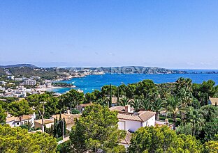 Ref. 1003823 | Encantador estudio con vistas panorámicas y al mar