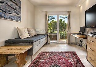 Ref. 1303828 | Soleado piso en una popular residencia junto al campo de golf