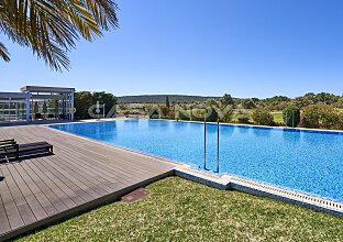 Ref. 2303831 | Fantástica villa con piscina en 1a línea al campo de golf