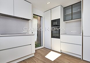 Ref. 2303831 | Fantástica villa con piscina en 1a línea al campo de golf