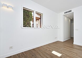 Ref. 2303831 | Fantástica villa con piscina en 1a línea al campo de golf