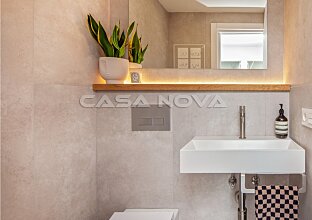 Ref. 2303830 | Modernisiertes Reihenhaus mit Meerblick in Yachhafen Nähe