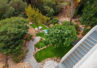 Ref. 2303830 | Modernisiertes Reihenhaus mit Meerblick in Yachhafen Nähe