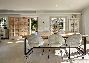 Ref. 2603834 | Traumhafte Villa mit Gästeapartment in idyllischer Lage