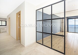 Ref. 1403836 | Moderno ático con vistas al mar y terraza privada en la azotea