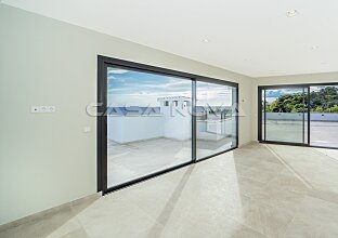 Ref. 1403836 | Moderno ático con vistas al mar y terraza privada en la azotea