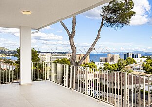 Ref. 2603837 | Elegante Villa mit Gästeapartment und Panoramablick- Dachterrasse 