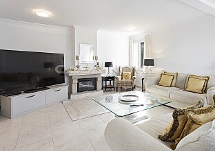 Ref. 2303850 | Fantástica villa con piscina en una ubicación privilegiada