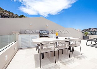 Ref. 2403852 | Elegante casa adosada con azotea y vistas al puerto