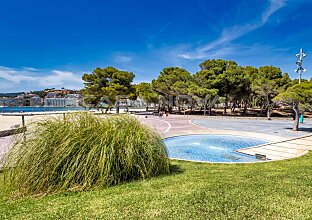 Ref. 2302718 | Villa mediterránea con piscina en 1. línea del campo de golf