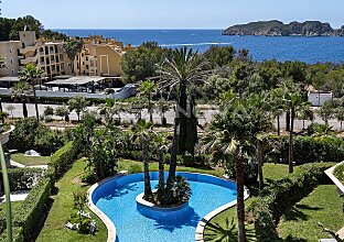 Ref. 1303621 | Ático con vistas al mar y piscina privada