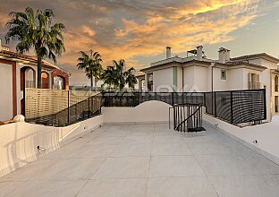 Ref. 1303749 | Ático exclusivo en un complejo cerrado cerca del campo de golf