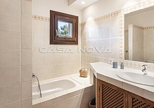 Ref. 2403859 | Preciosa villa con piscina en una zona tranquila