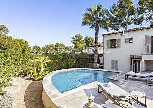 Ref. 2403859 | Preciosa villa con piscina en una zona tranquila