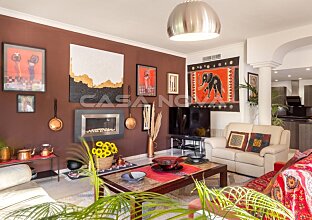 Ref. 2503858 | Preciosa villa con vistas parciales al mar y piscina