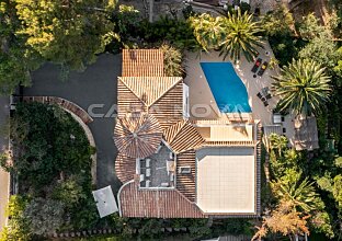 Ref. 2503858 | Preciosa villa con vistas parciales al mar y piscina