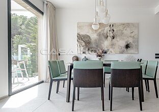 Ref. 2703862 | Espectacular villa con vistas parciales al mar y casa de invitados 