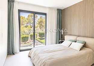 Ref. 2703862 | Espectacular villa con vistas parciales al mar y casa de invitados 