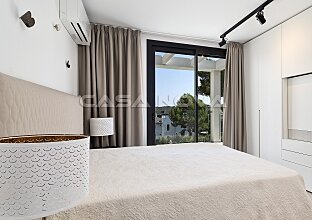 Ref. 2703862 | Espectacular villa con vistas parciales al mar y casa de invitados 