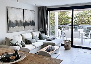 Ref. 2703862 | Espectacular villa con vistas parciales al mar y casa de invitados 