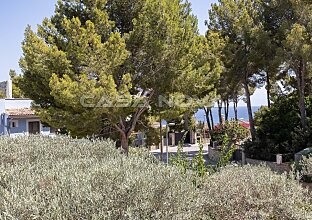 Ref. 2703862 | Espectacular villa con vistas parciales al mar y casa de invitados 