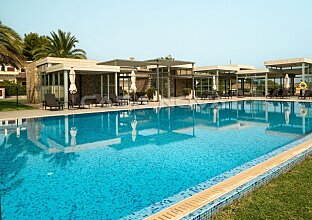 Ref. 2303865 | Moderna casa adosada en primera línea del campo de golf