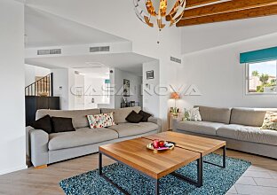 Ref. 2303865 | Moderna casa adosada en primera línea del campo de golf