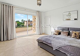 Ref. 2503869 | Encantadora villa con piscina en una ubicación muy cotizada