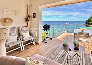 Ref. 1403880 | Ático en 1. línea de mar 