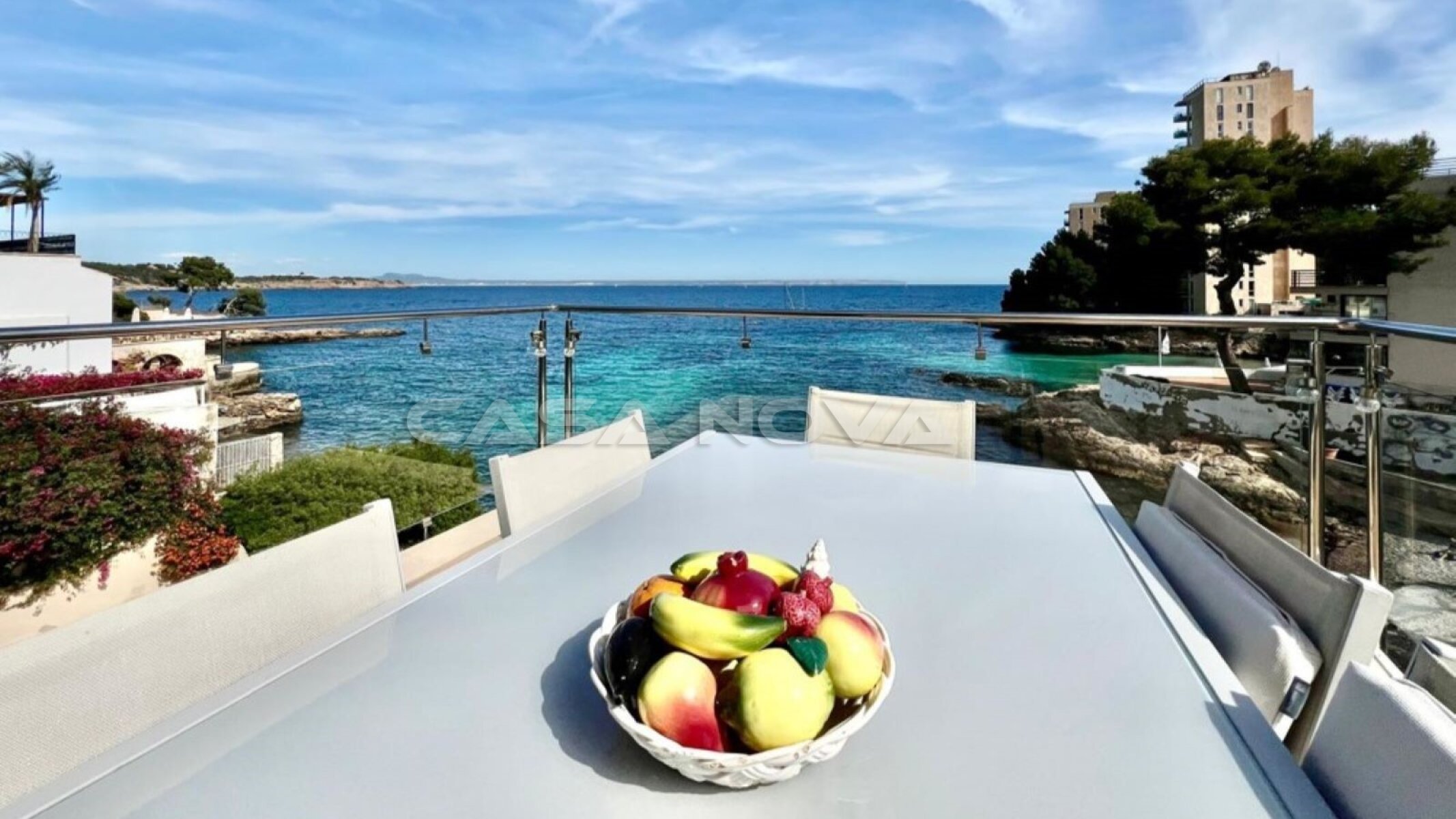 Ático en 1. línea de mar 