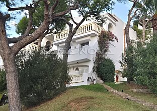 Ref. 2403881 | Casa adosada con 2 apartamentos independientes con vistas al mar