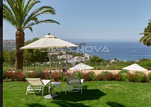 Ref. 2403881 | Casa adosada con 2 apartamentos independientes con vistas al mar