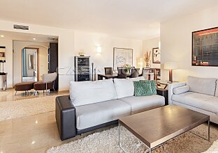 Ref. 1303882 | Penthouse mit privater Dachterrasse und Teil- Meerblick