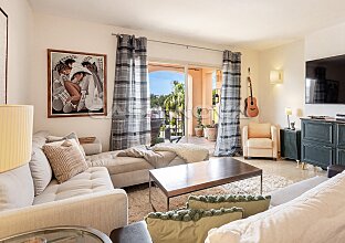 Ref. 1303882 | Penthouse mit privater Dachterrasse und Teil- Meerblick