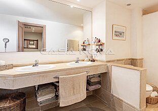 Ref. 1303882 | Penthouse mit privater Dachterrasse und Teil- Meerblick