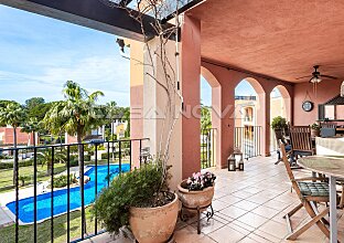 Ref. 1303882 | Penthouse mit privater Dachterrasse und Teil- Meerblick