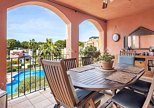 Ref. 1303882 | Penthouse mit privater Dachterrasse und Teil- Meerblick