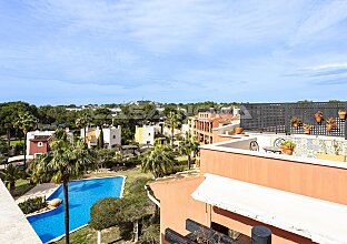 Ref. 1303882 | Penthouse mit privater Dachterrasse und Teil- Meerblick