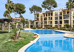 Ref. 1303882 | Penthouse mit privater Dachterrasse und Teil- Meerblick