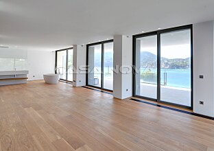 Ref. 296978 | Nuevo chalét de lujo con accesso al mar y casa separada